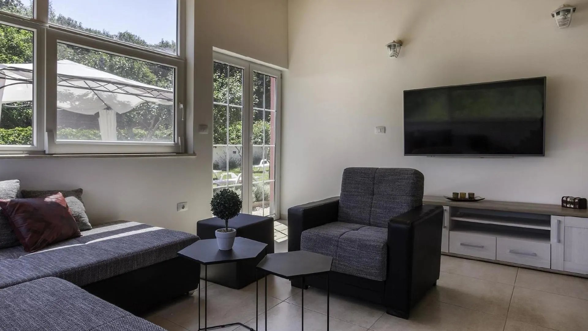 Ferienhaus Fuer 6 Personen Ca 75 Qm In Banjole, Istrien Istrische Riviera 0*, Banjole