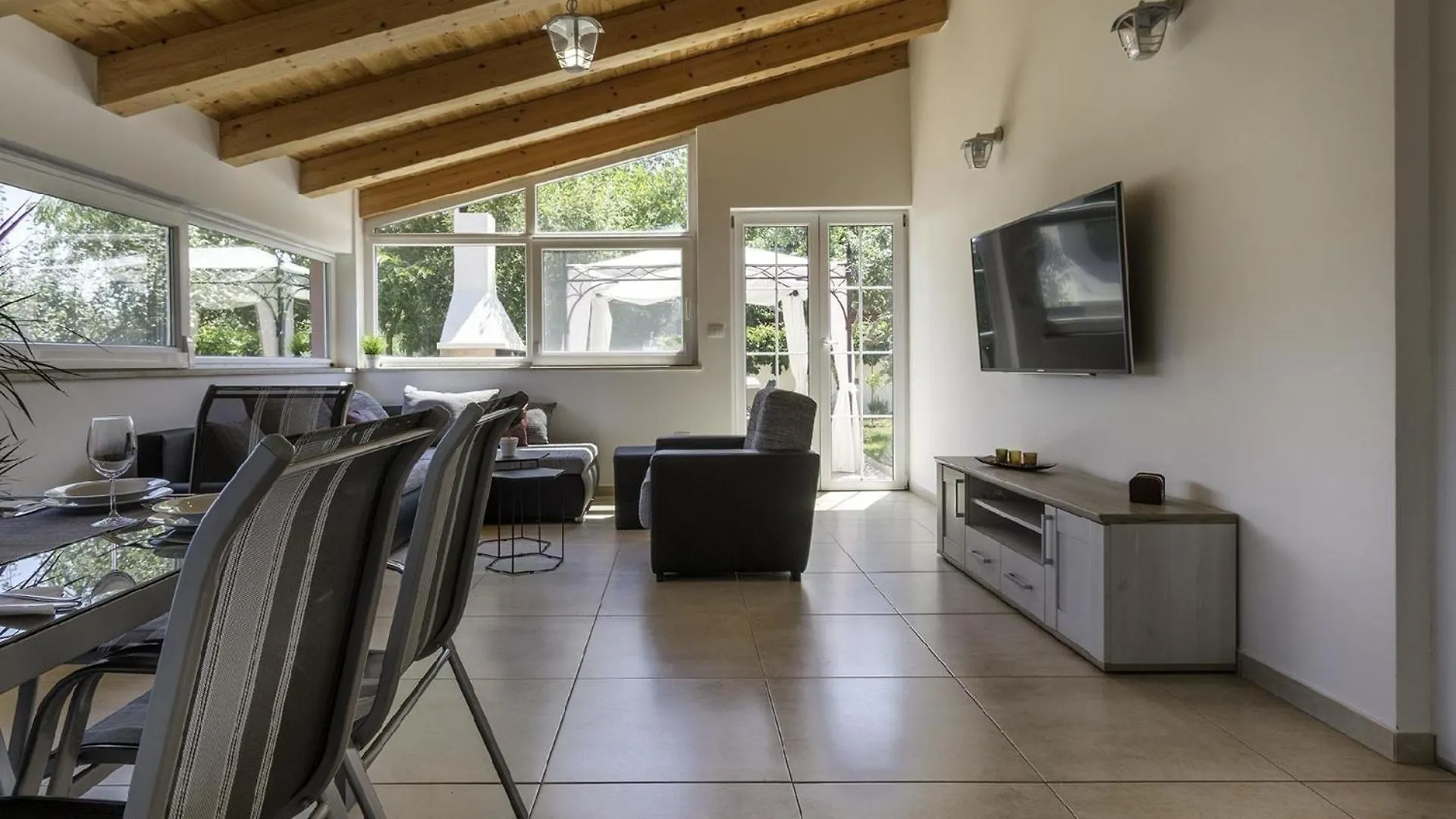 Ferienhaus Fuer 6 Personen Ca 75 Qm In Banjole, Istrien Istrische Riviera Holiday home